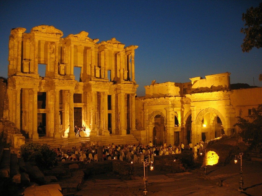 Magical 6-Hour Ephesus Night Tour from Izmir | ®ExcursionMania