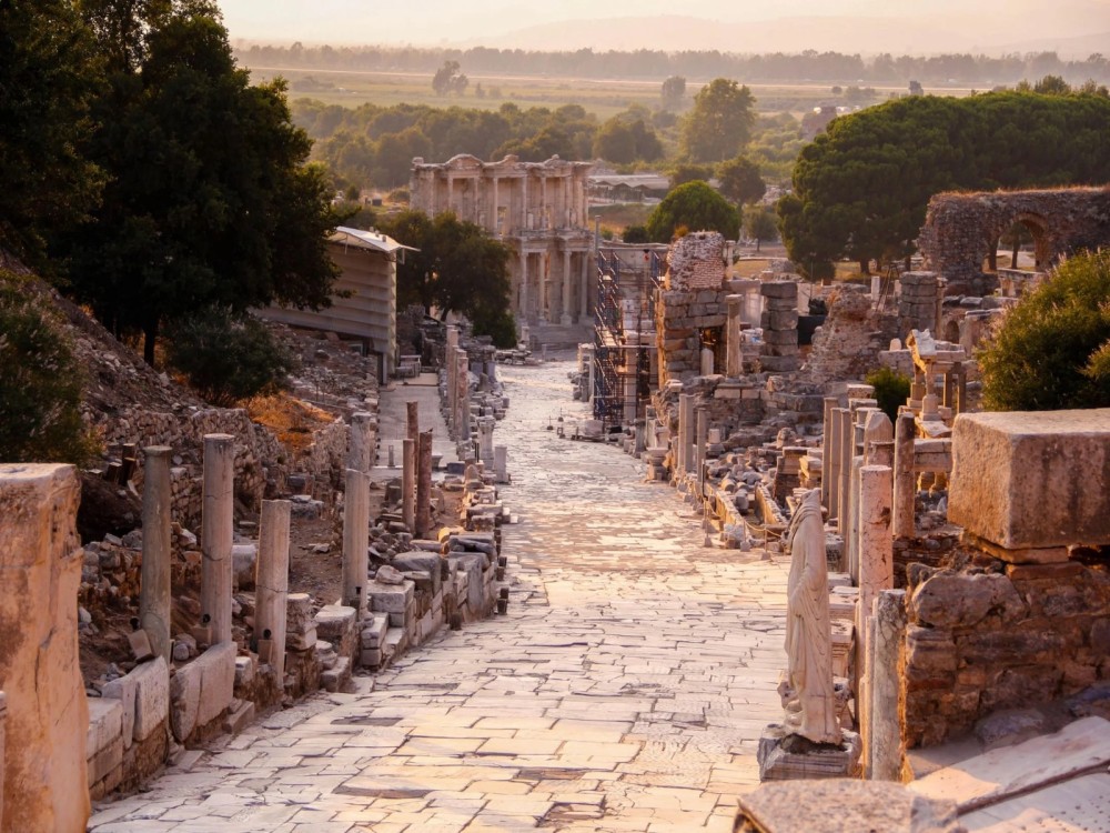 Izmir: From Izmir to Ephesus: A Guided Historical Experience | ®ExcursionMania