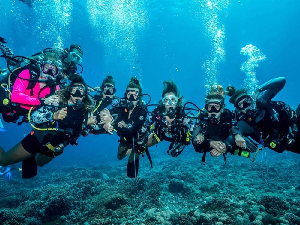 Marmaris: Marmaris Scuba Diving Experience, 2 Dives and Enjoyable Lunch | ®ExcursionMania