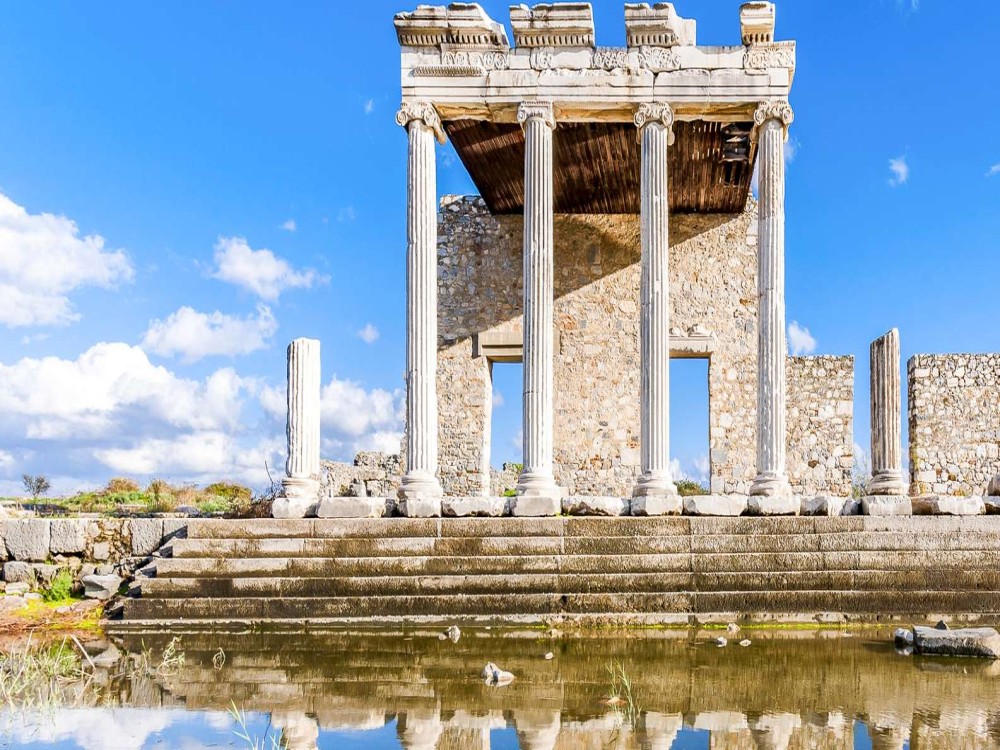 Izmir: The Ultimate Priene Miletus & Didyma Experience | ®ExcursionMania