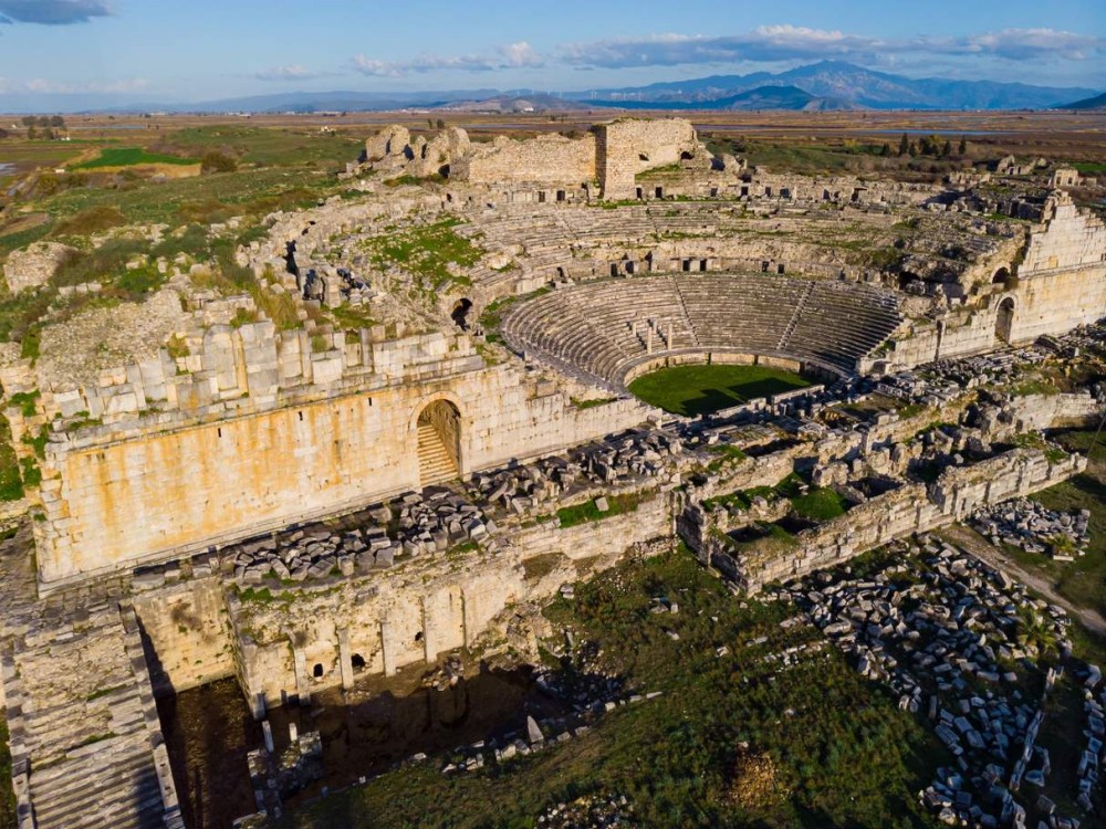 Izmir: The Ultimate Priene Miletus & Didyma Experience | ®ExcursionMania
