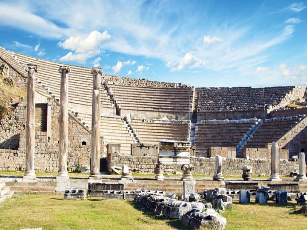 From Kusadasi: Private Pergamon & Asklepion Tour | ®ExcursionMania