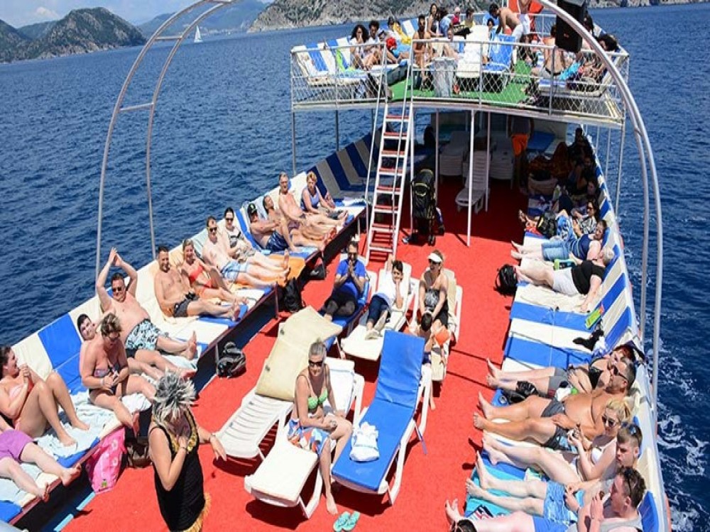 Didim Boat Trip: Sun Sea and Serenity | ®ExcursionMania