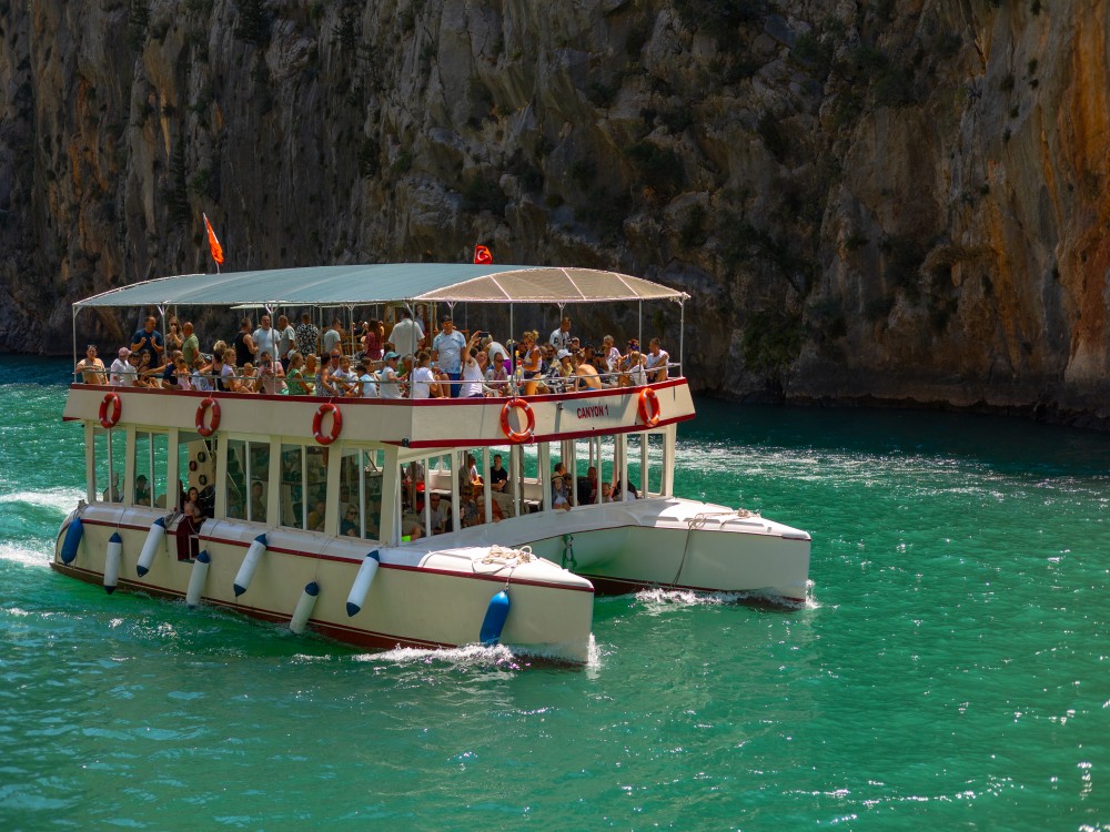 Alanya: Green Canyon Boat Trip with Lunch and Unlimited Soft Drinks | ®ExcursionMania