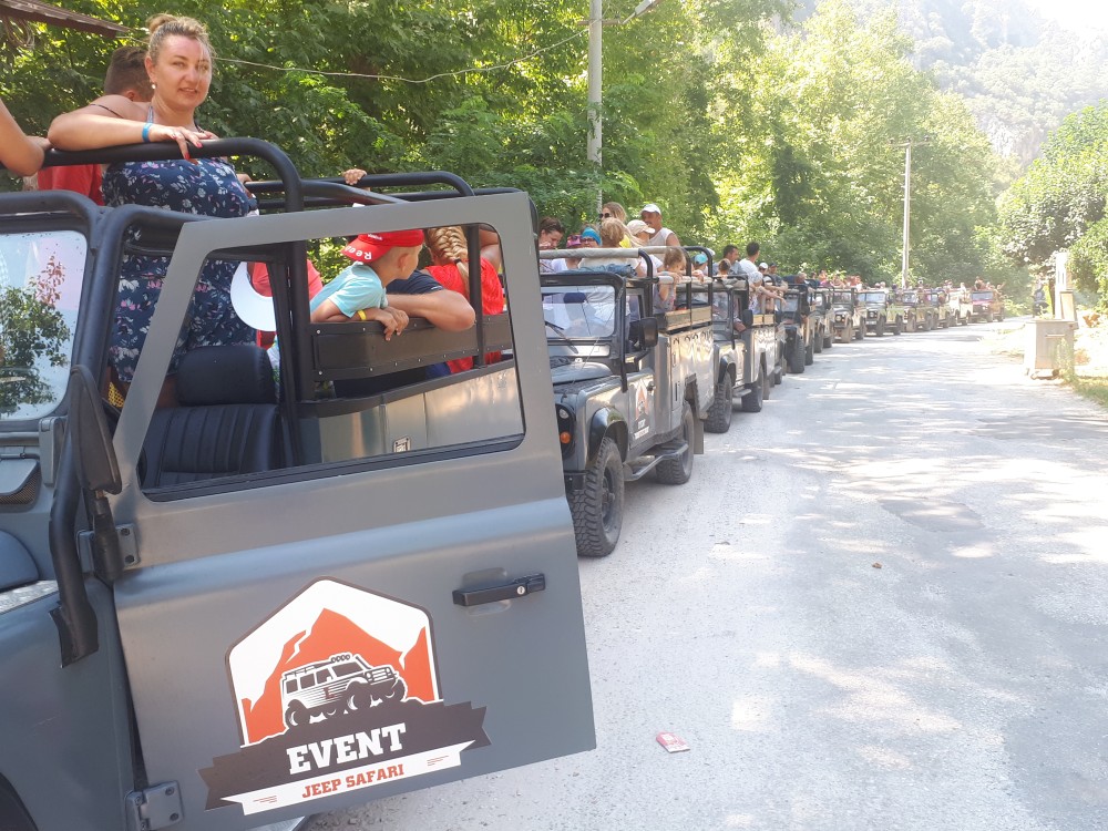 Alanya Jeep Safari Tour: Explore Taurus Mountains w/ Dimcay River | ®ExcursionMania