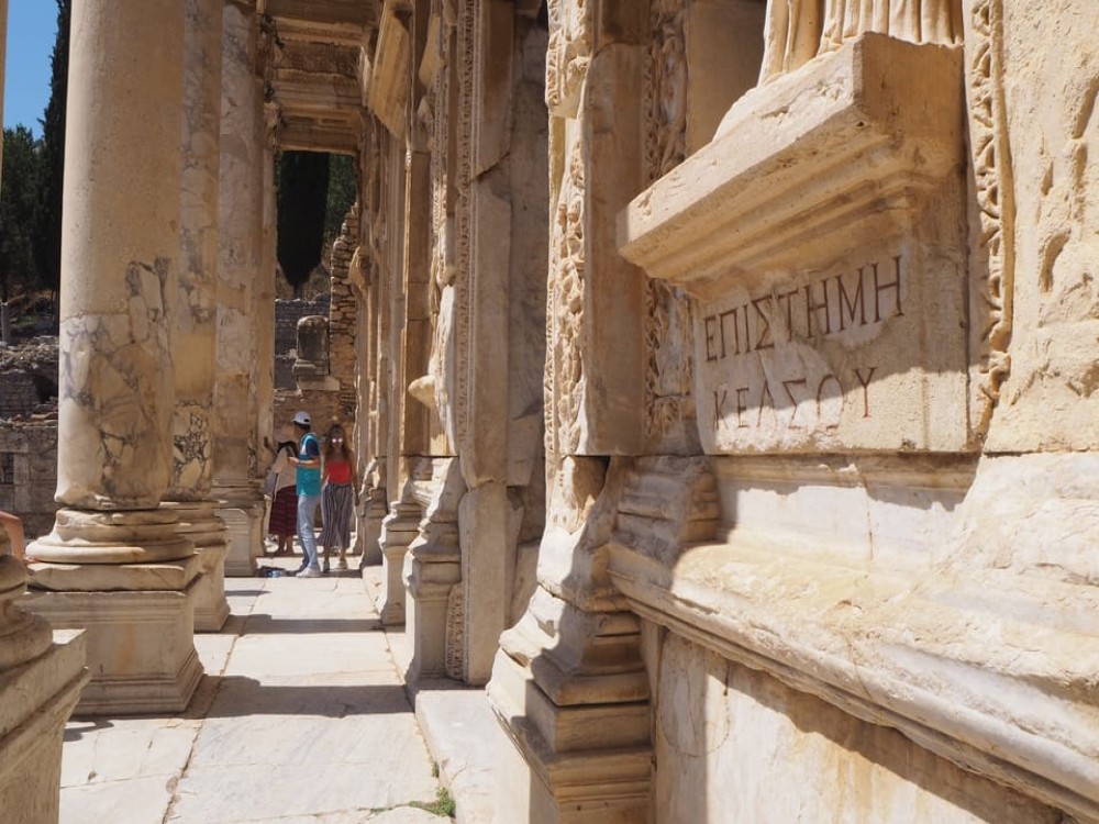 Kusadasi: Ephesus  Temple of Artemis For Cruisers /Skip The Line Tour | ®ExcursionMania
