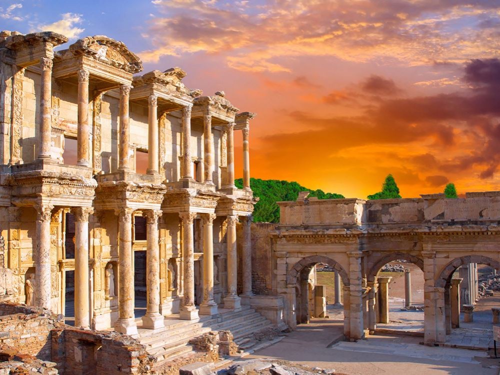 Kuşadası: Kusadasi Ephesus Tour: A Journey Through Time | ®ExcursionMania