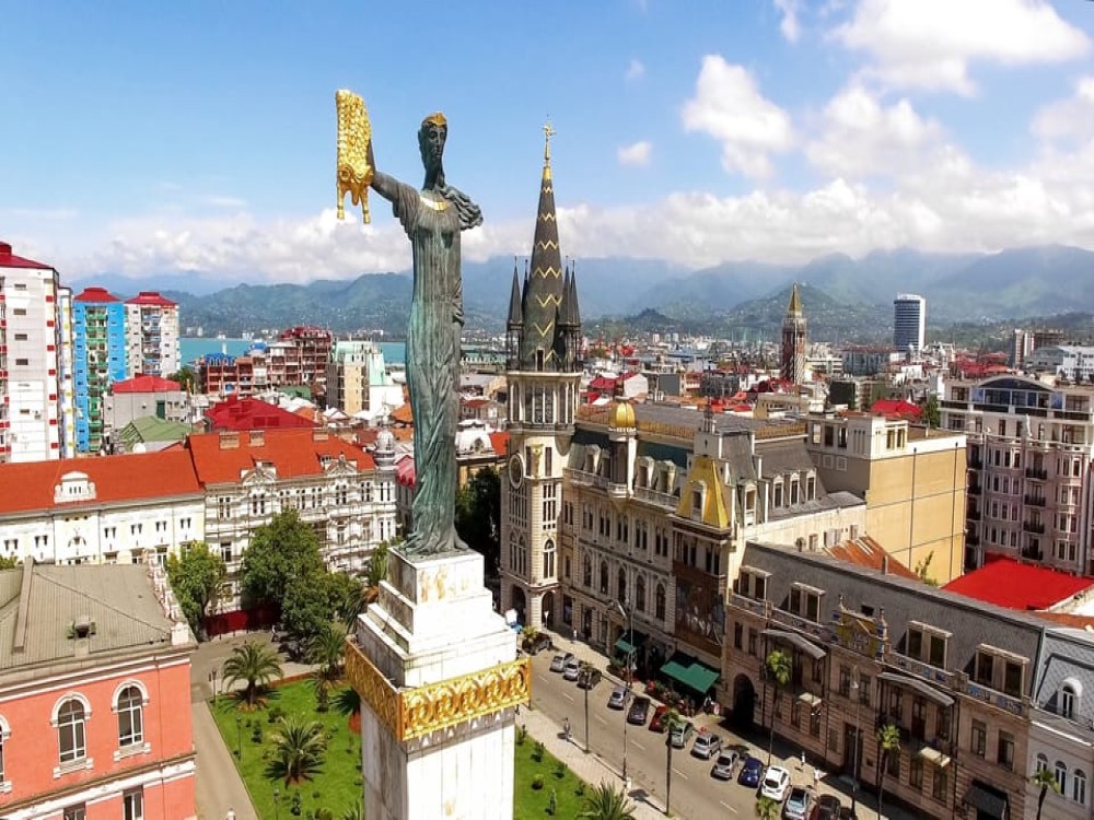From Trabzon: Group Walking Tour through Batumi in Georgia | ®ExcursionMania
