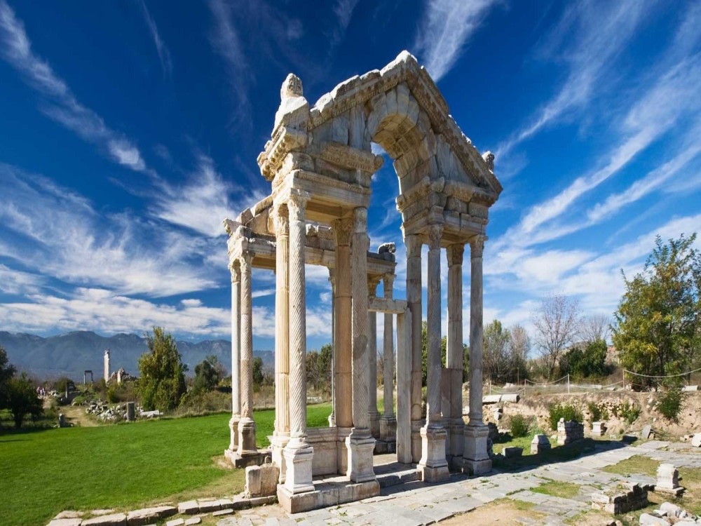 Aphrodisias  Pamukkale Tour w/ Lunch Departing from Izmir  Kusadasi | ®ExcursionMania