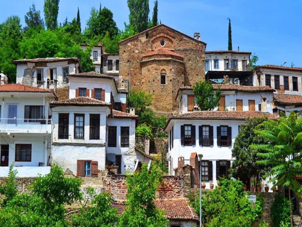 Kuşadası: Ephesus and Sirince: A Full Day of History Scenery and Wine | ®ExcursionMania