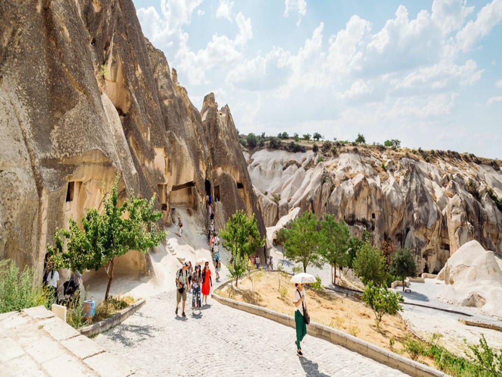 Istanbul 2-Days Cappadocia Trip with Flights and Cave Hotel | ®ExcursionMania