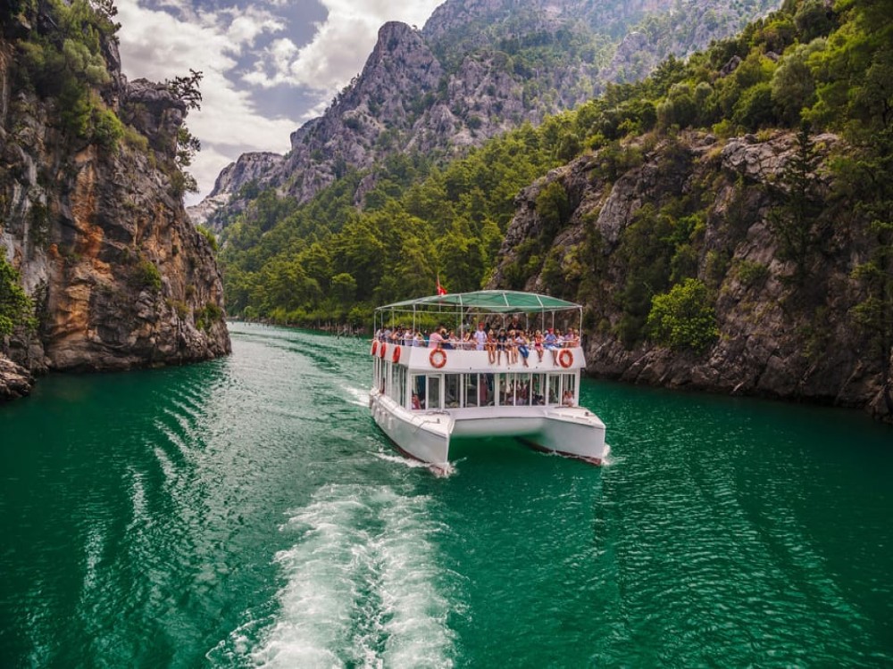 Green Canyon Off-Road Jeep and Boat Tour in Side | ®ExcursionMania