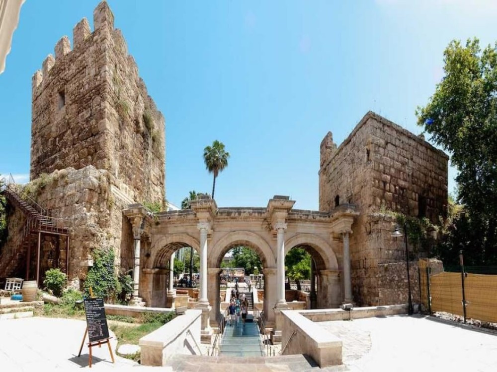 Side: Antalya Old City and Waterfall & Cable Car with Lunch | ®ExcursionMania