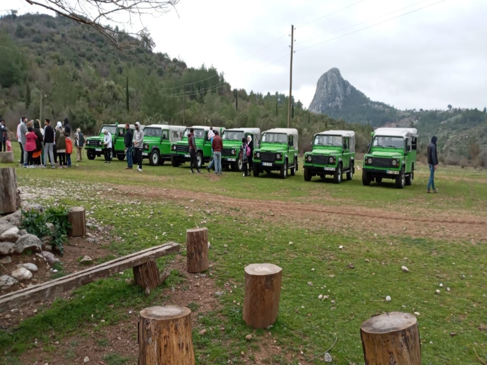 Belek: Jeep safari adventure in the Taurus Mountains | ®ExcursionMania
