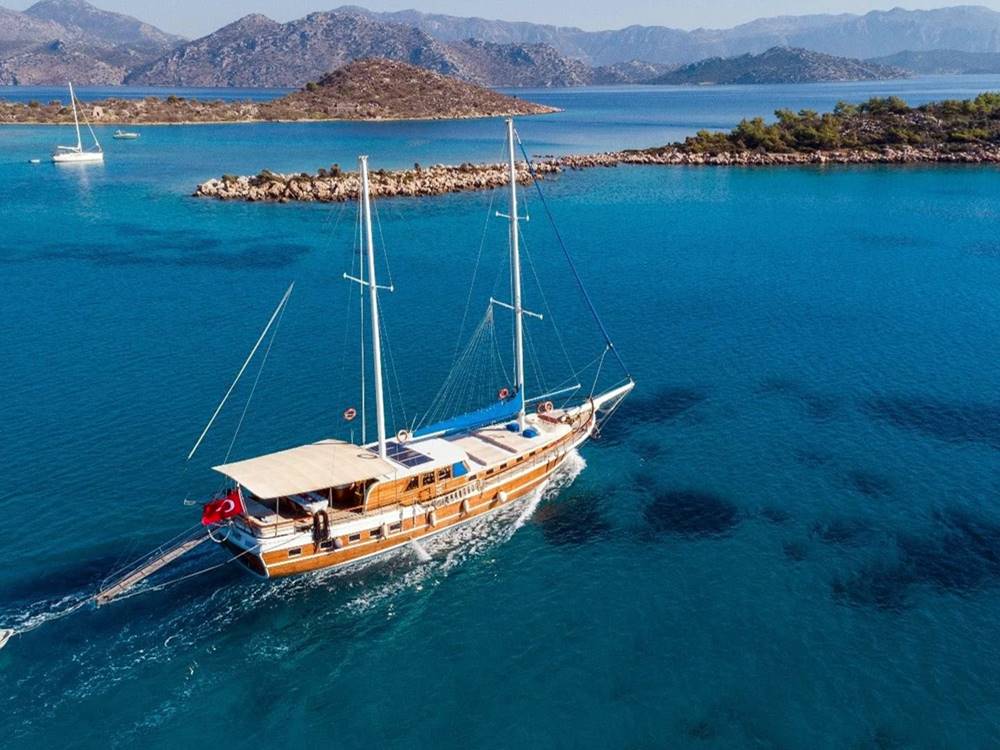 Bodrum Orak Island Boat Tour With Swim Stops & Lunch | ®ExcursionMania