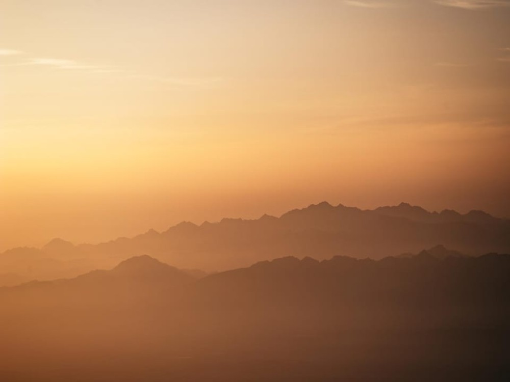 Dubai: Sunrise Balloon Flight with Camel Ride  Breakfast | ®ExcursionMania
