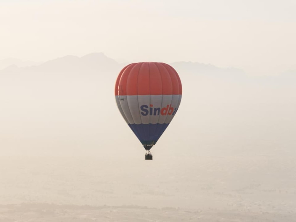 Dubai: Sunrise Balloon Flight with Camel Ride  Breakfast | ®ExcursionMania