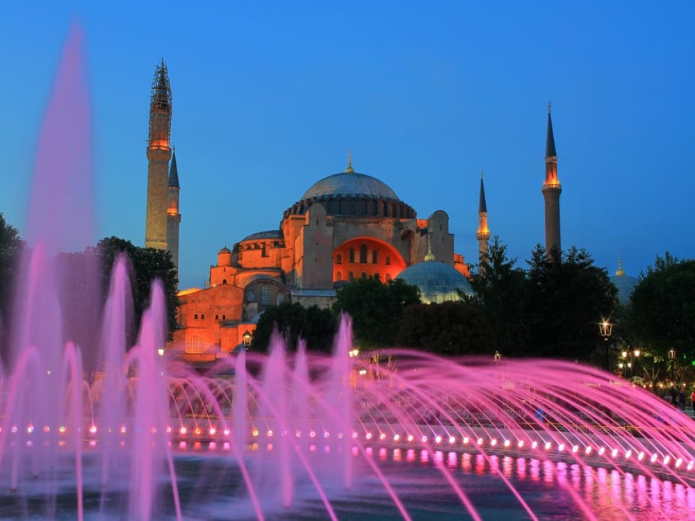 Istanbul: Best City Highlights Guided Tour with Turkish Lunch | ®ExcursionMania