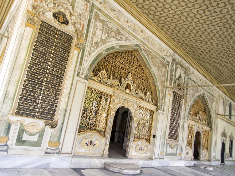 Istanbul: Best City Highlights Guided Tour with Turkish Lunch | ®ExcursionMania