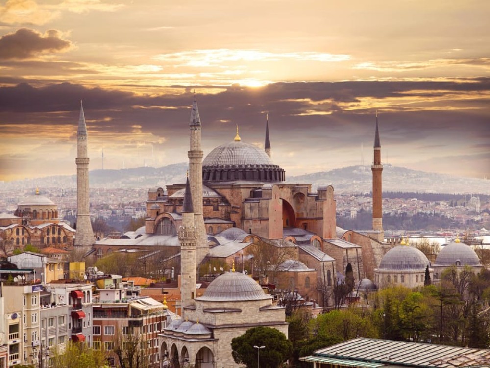 Istanbul: Best City Highlights Guided Tour with Turkish Lunch | ®ExcursionMania