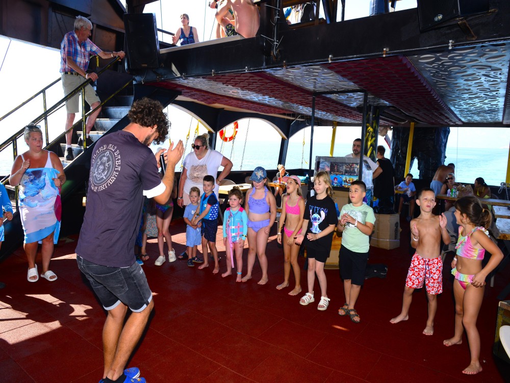 From Kemer: Pirate Boat Tour w/Hotel Transfer | ®ExcursionMania