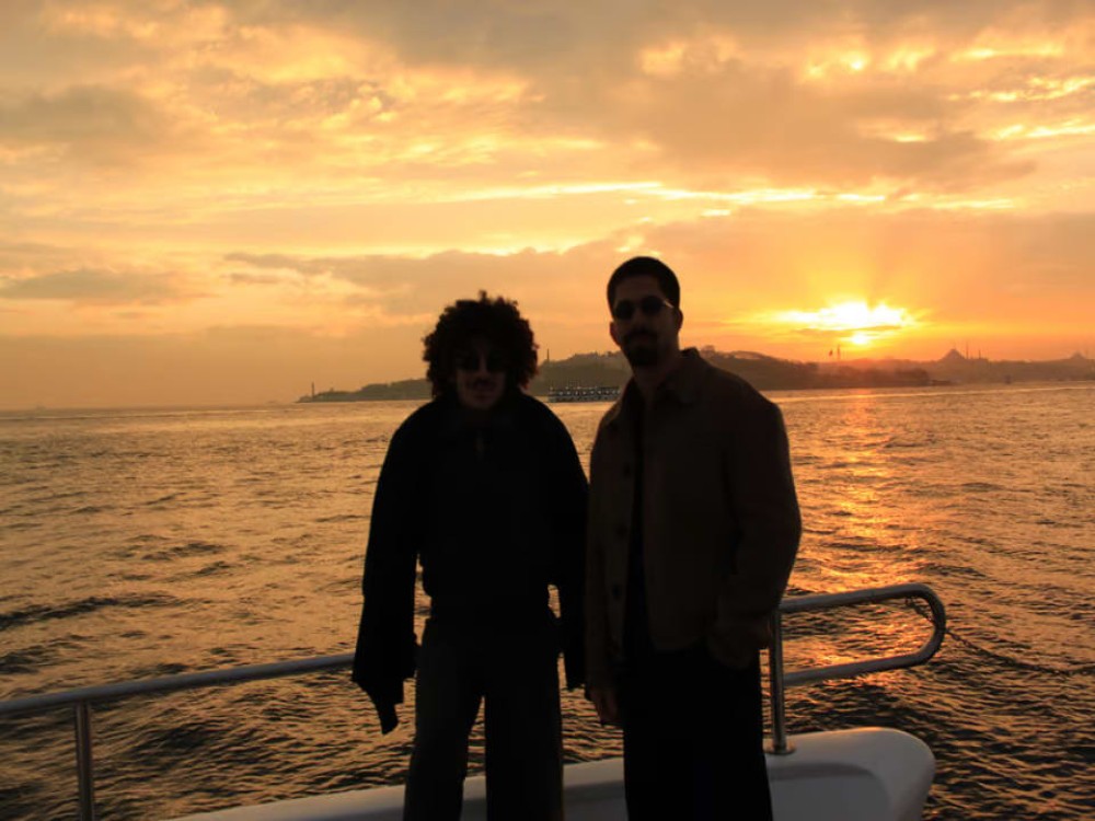 Istanbul: Bosphorus Sunset Yacht Cruise with Transfers | ®ExcursionMania