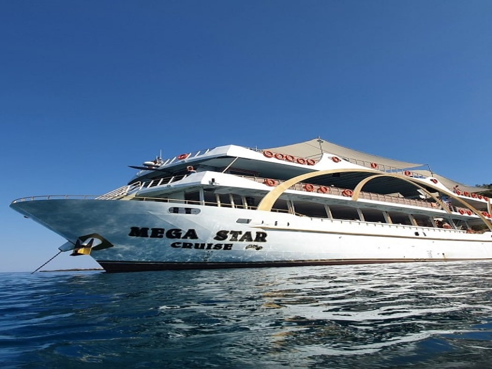 Belek Boat Tour With Mega Star Yacht | ®ExcursionMania