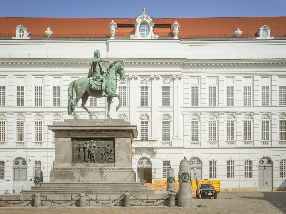 Vienna: Sisi Museum Hofburg Palace  Gardens SmallGroup Guided Tour | ®ExcursionMania