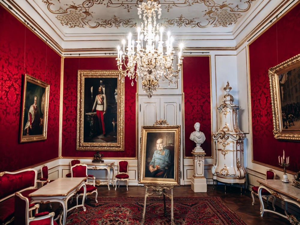 Vienna: Sisi Museum Hofburg Palace  Gardens SmallGroup Guided Tour | ®ExcursionMania