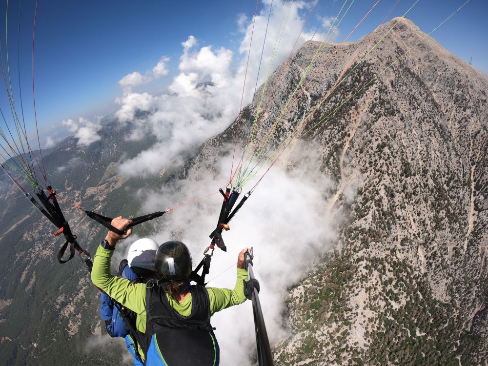 Kemer: Tandem Paragliding Experience with Hotel Transfer | ®ExcursionMania