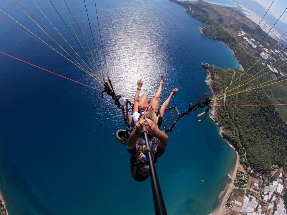 Kemer: Tandem Paragliding Experience with Hotel Transfer | ®ExcursionMania