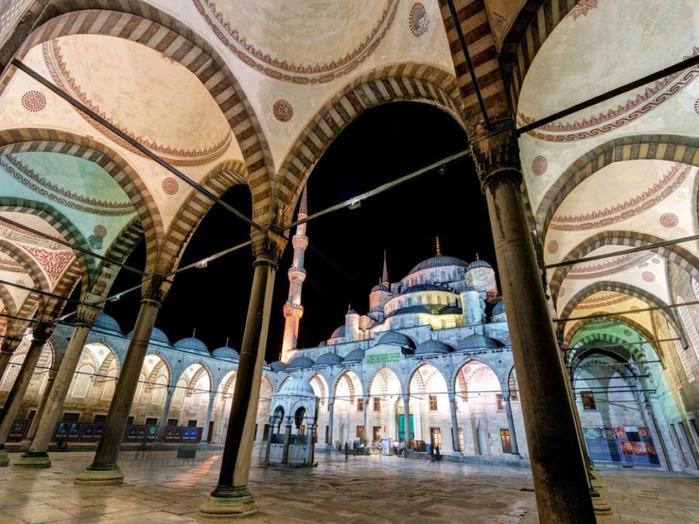 Private Tour of Istanbul with Red Carpet Treatment | ®ExcursionMania
