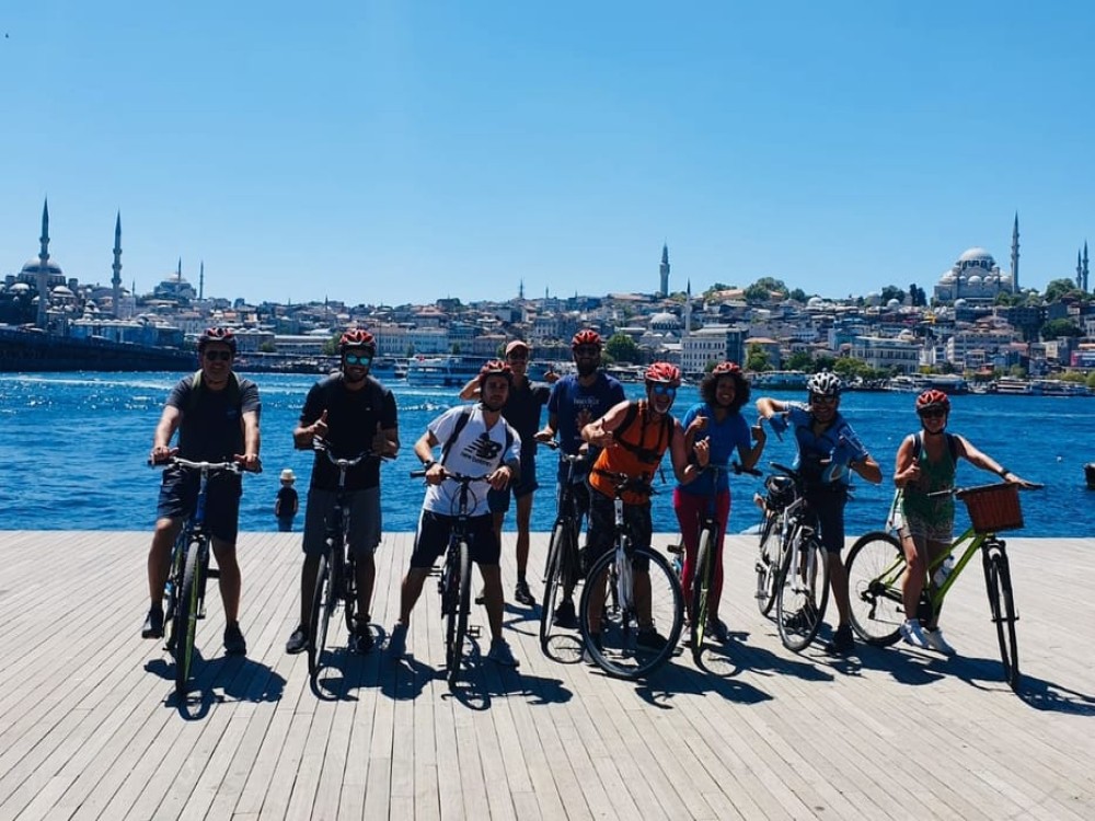 Istanbul: Eurasia Bike  Boat Half-Day Tour | ®ExcursionMania