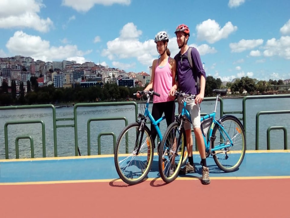 Istanbul: Eurasia Bike  Boat Half-Day Tour | ®ExcursionMania