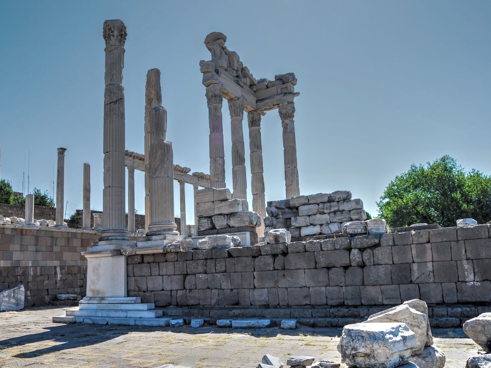 Istanbul: 2-Day Gallipoli  Troy  Bergama Tour | ®ExcursionMania