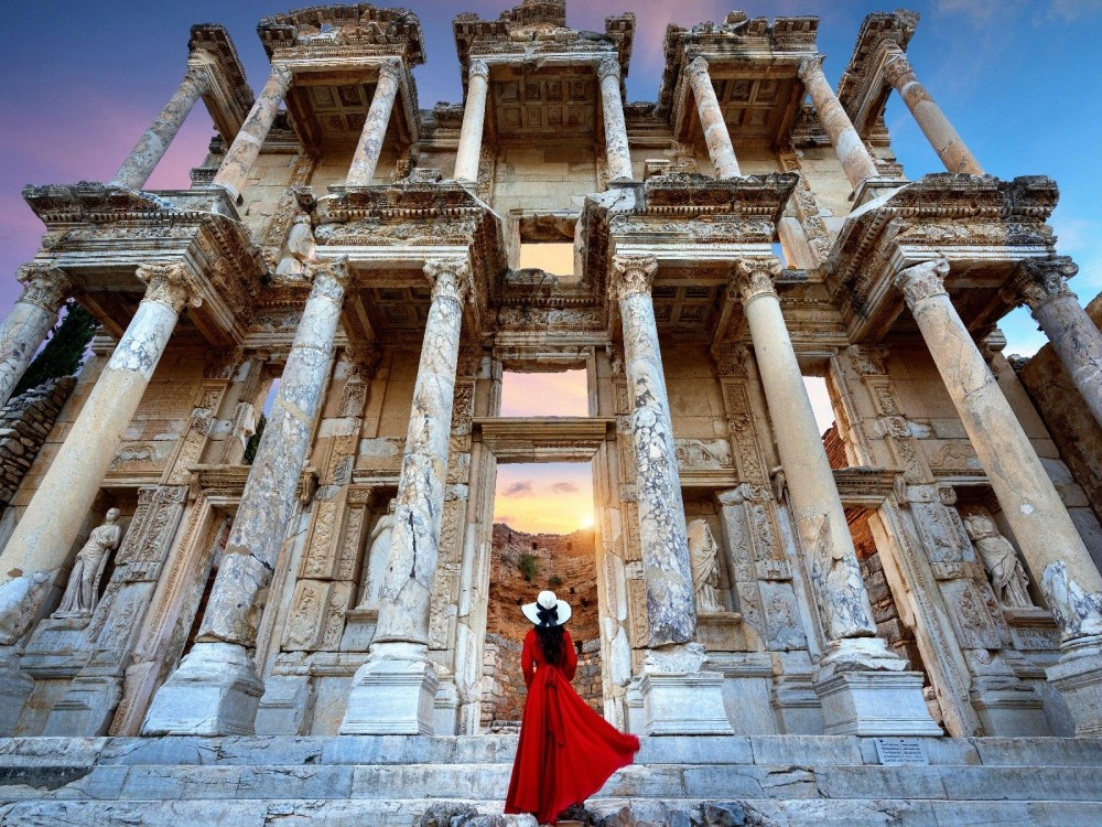 Kuşadası: Kusadasi: Ephesus  The House of Virgin Mary Tour | ®ExcursionMania