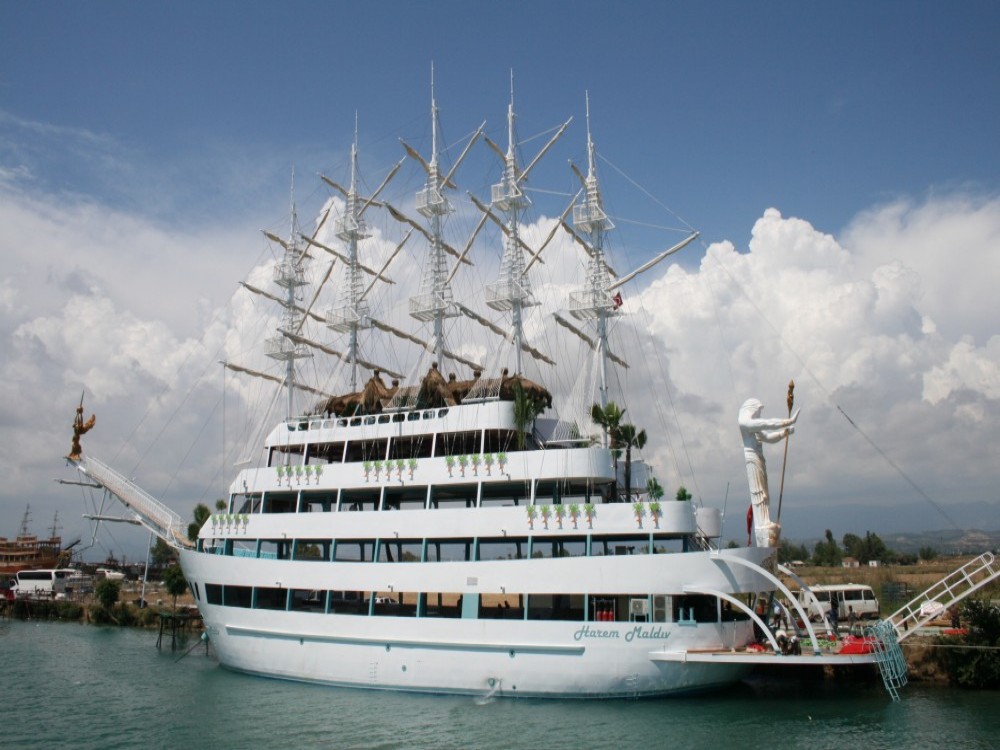 Unwind in Blue: The Ultimate Antalya Maldives Boat Tour | ®ExcursionMania