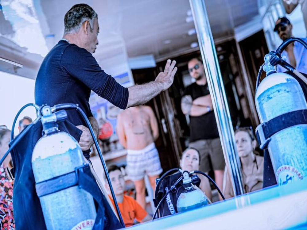Sharm El Sheikh Scuba Diving Tour: Discover Red Sea | ®ExcursionMania