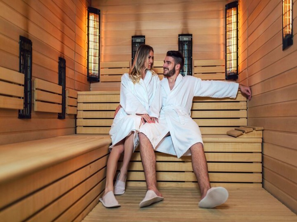 Cleopatras Deluxe Spa Treatment with Massage, Sauna, and Jacuzzi | ®ExcursionMania