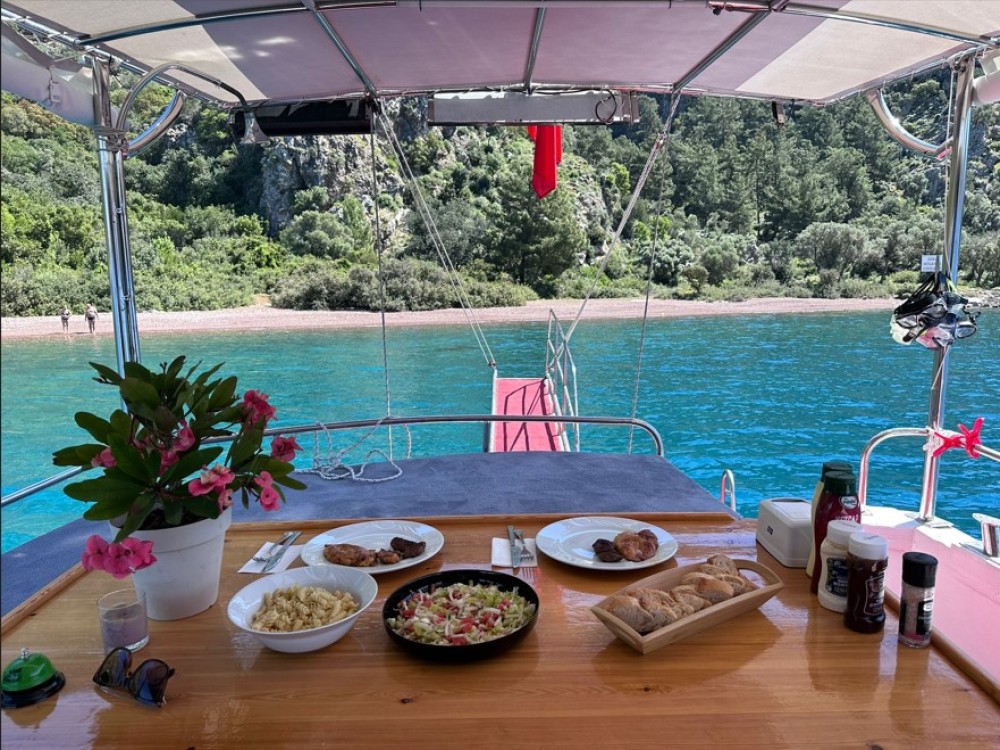 Marmaris Private Boat Tour: Your Personalized Day at Sea | ®ExcursionMania