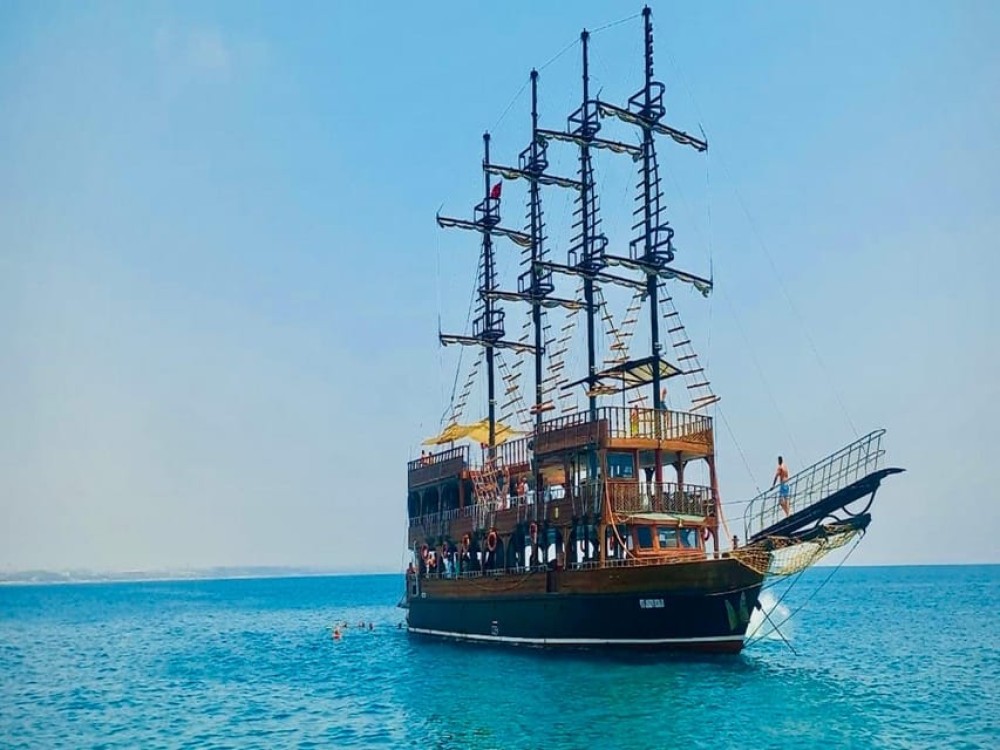 City of Side: Pirate Boat Trip with Lunch & Transfer | ®ExcursionMania