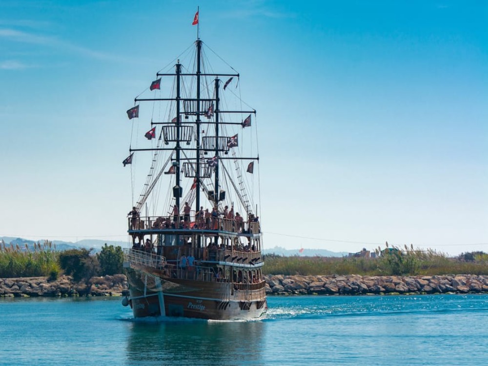 City of Side: Pirate Boat Trip with Lunch & Transfer | ®ExcursionMania