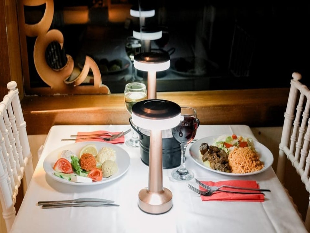 Istanbul Enchanting Bosphorus Cruise with Optional Meal | ®ExcursionMania