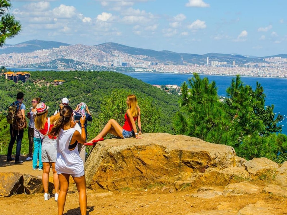 Istanbul: Discover the Princes Islands with Round-Trip Ferry Tickets | ®ExcursionMania