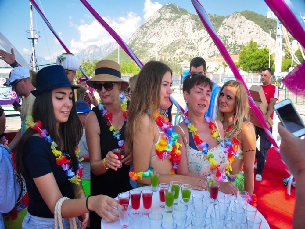 Alanya: Luxury Caribbean Cruise All-Inclusive Tour | ®ExcursionMania