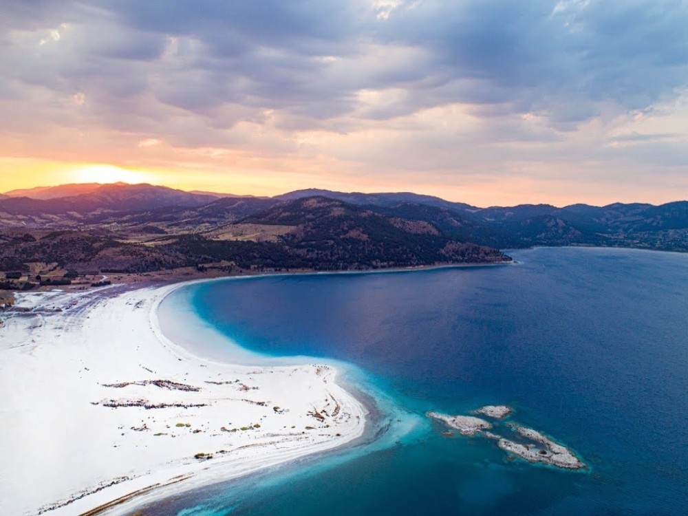 From City of Side: Full Day Salda Lake and Pamukkale Tour | ®ExcursionMania