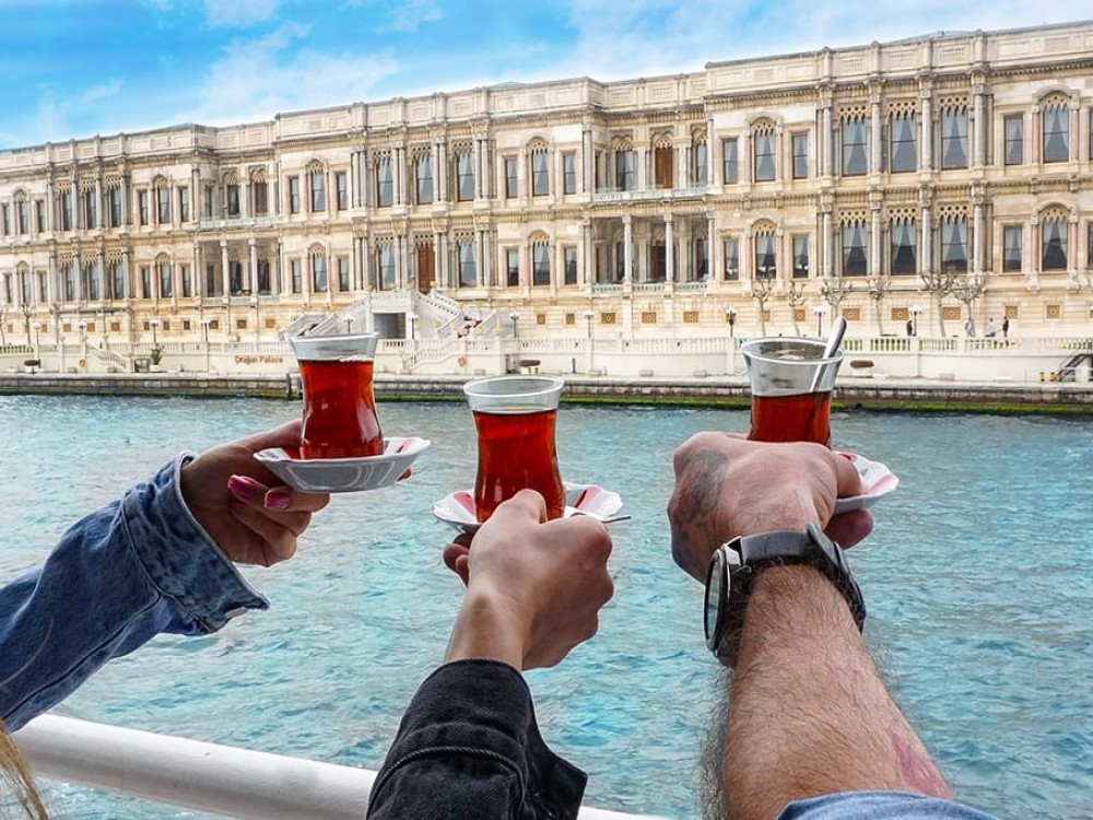 Istanbul: Scenic Bosphorus and Golden Horn Cruise  Day or Sunset | ®ExcursionMania