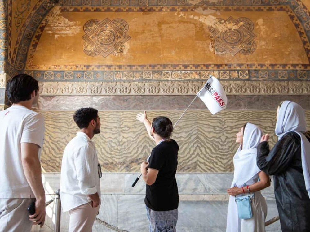 Istanbul: Explore Hagia Sophia, Topkapi Palace & Basilica Cistern | ®ExcursionMania
