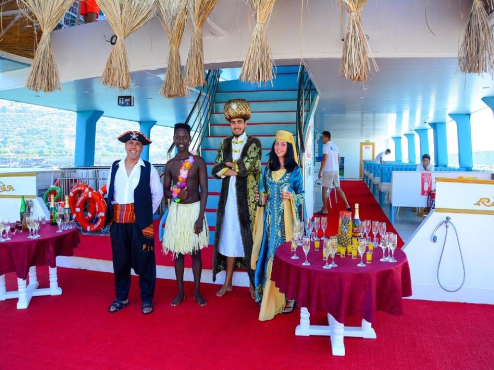Side Harem Maldives Yacht: Luxury Boat Tour with Unforgettable Views | ®ExcursionMania