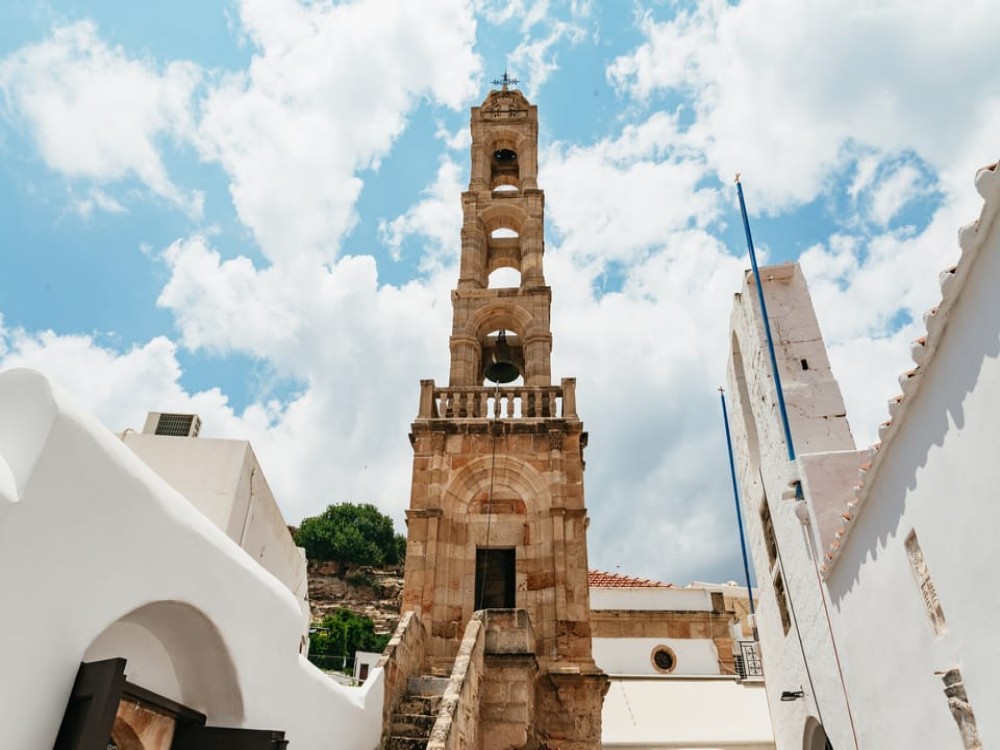 Rhodes: Guided Bus Trip to Lindos Village & Seven Springs | ®ExcursionMania
